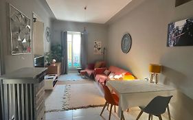 Appartement Au Centre De Nice
